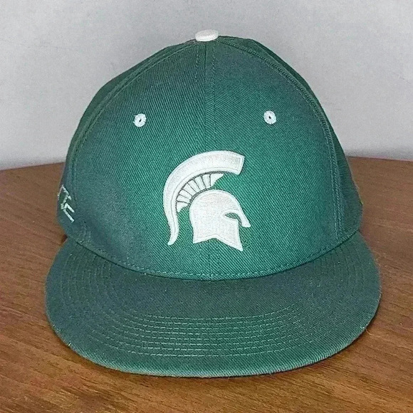 Michigan Spartan Nike Green Baseball Hat Size M/L - Picture 1 of 5